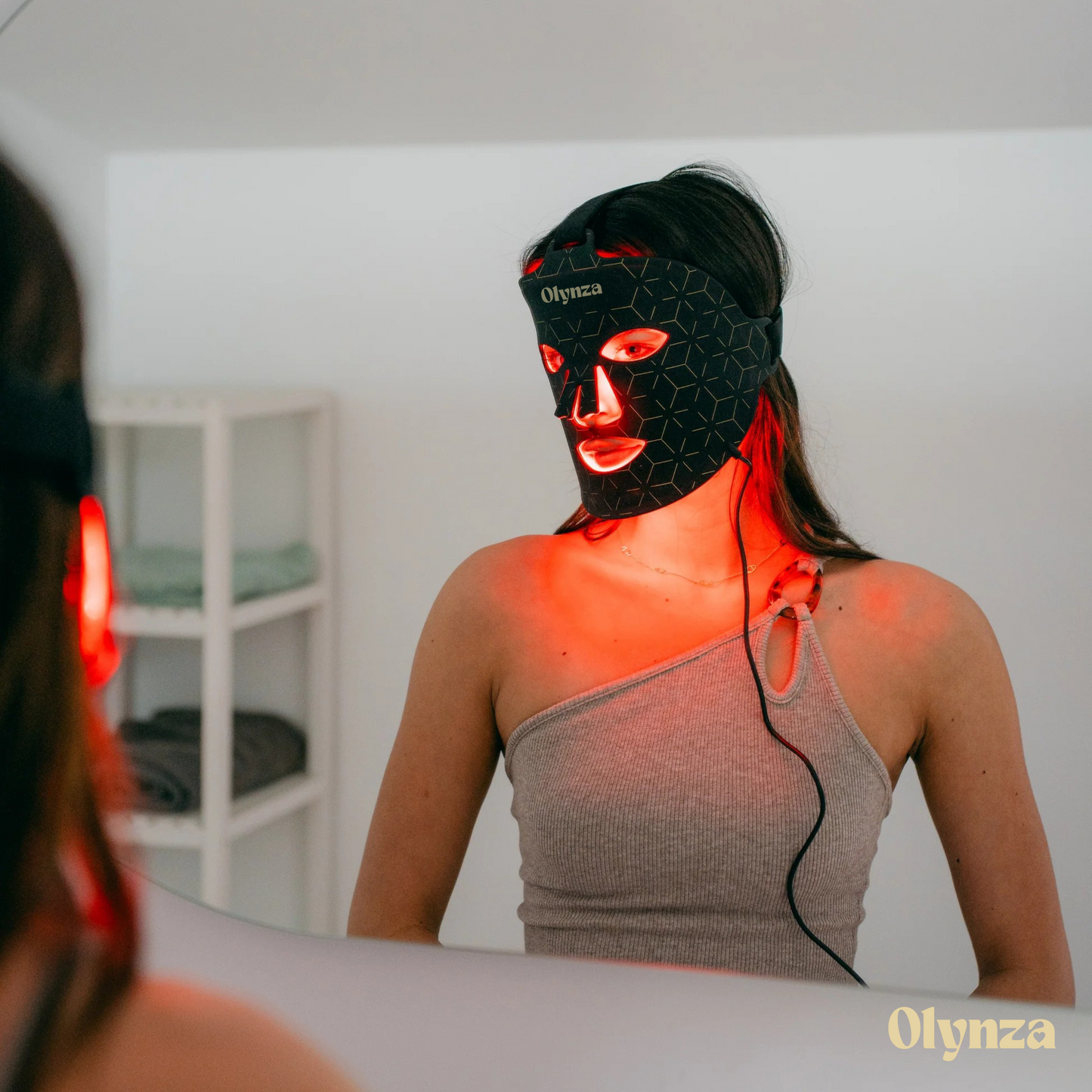 Máscara LED SkinGlow + REGALO de 1 Máscara SkinCare